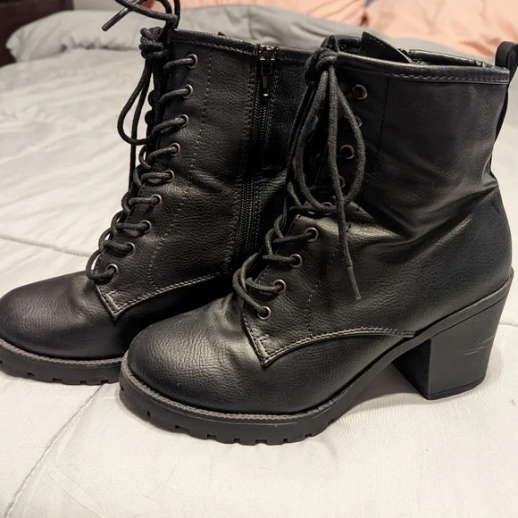 Boots Zigi Soho Shoes Zigi Soho Kiana Lumberjack Tan/Wheat Block - Main Image